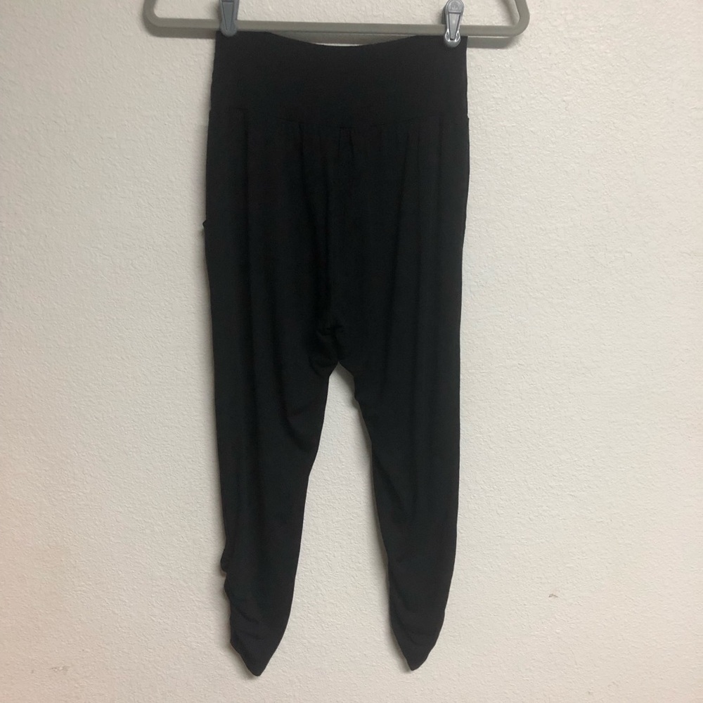 A Line Hawaii Ruched Pant - Picture 5 of 7